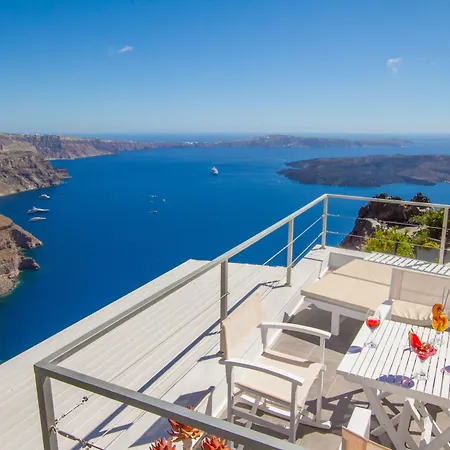 Zenith Blue Traditional Hotel 3*