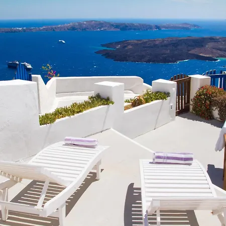 Zenith Blue Traditional Hotel 3*