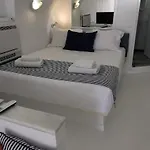 Zenith Blue Traditional Hotel Imerovigli (Santorini)