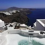 Zenith Blue Traditional Hotel 3*