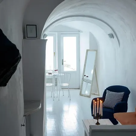Zenith Blue Traditional Hotel 3*