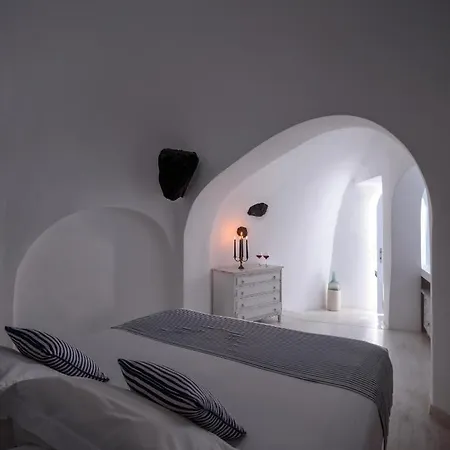 Zenith Blue Traditional Hotel Imerovigli (Santorini)
