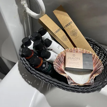 Zenith Blue Traditional Imerovigli (Santorini)