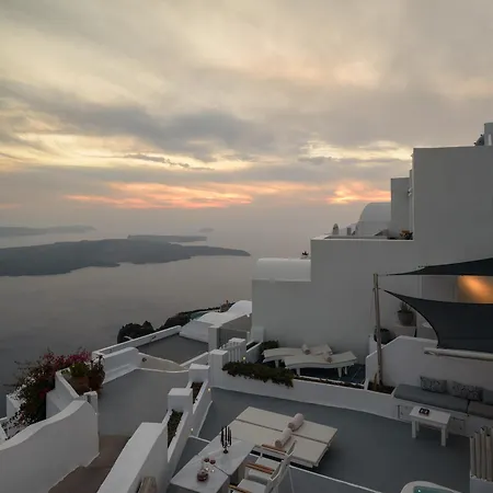 Zenith Blue Traditional Hotel 3*
