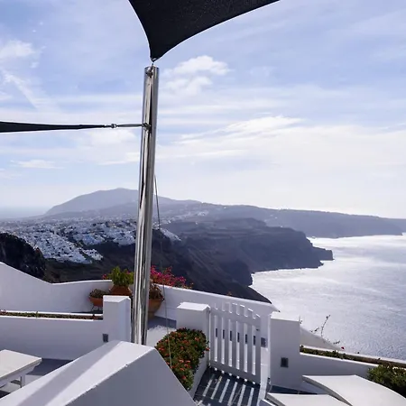 Zenith Blue Traditional Hotel 3*