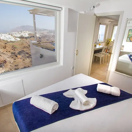 Zenith Blue Traditional Hotel 3*