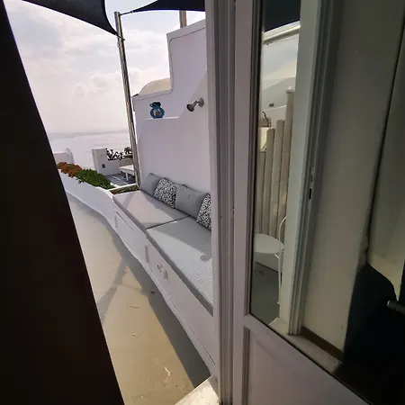 Zenith Blue Traditional Imerovigli (Santorini)