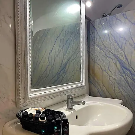 Hotel Zenith Blue Traditional