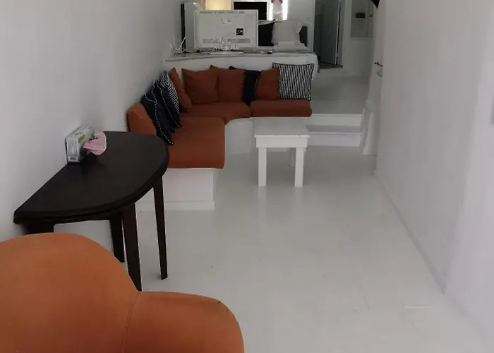 Zenith Blue Traditional Hotel