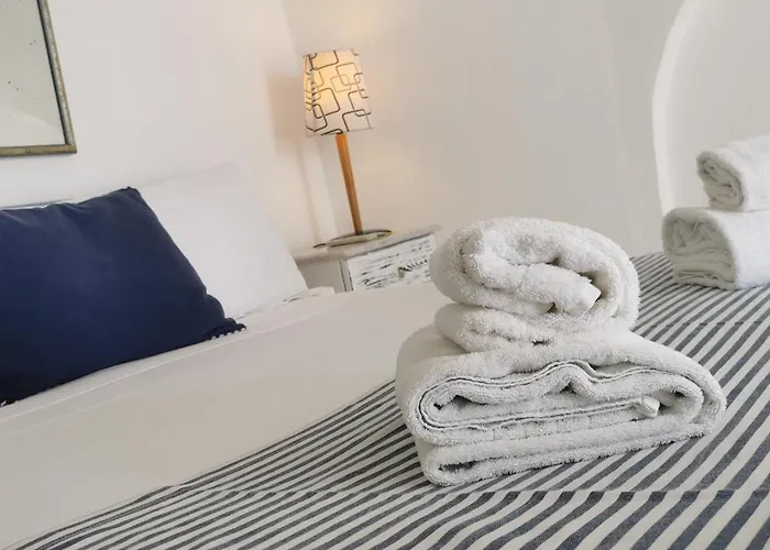 Zenith Blue Traditional Hotel