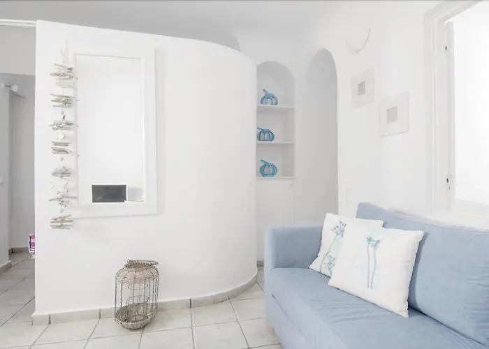 Zenith Blue Traditional Hotel 3*