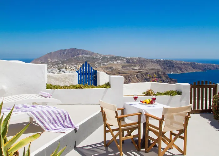 Zenith Blue Traditional Hotel Imerovigli (Santorini)