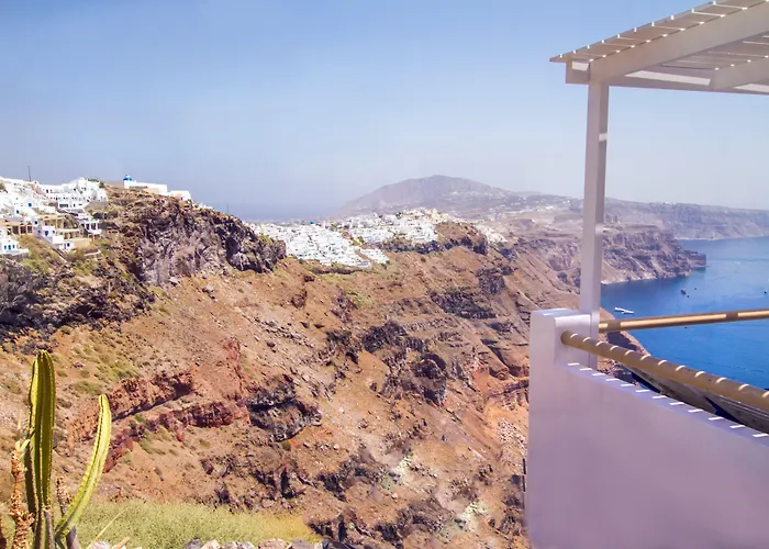 Zenith Blue Traditional Hotel 3*