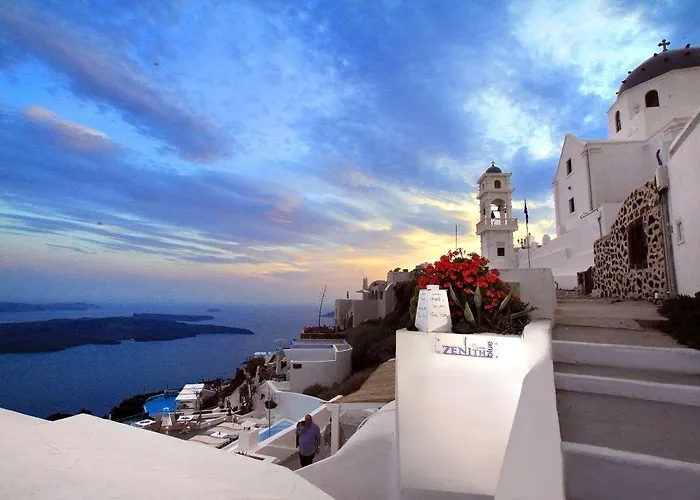 Zenith Blue Traditional Hotel