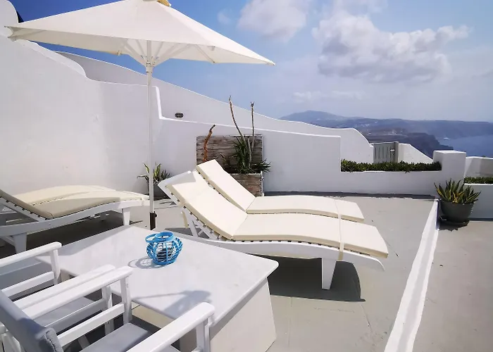 Zenith Blue Traditional Hotel 3*